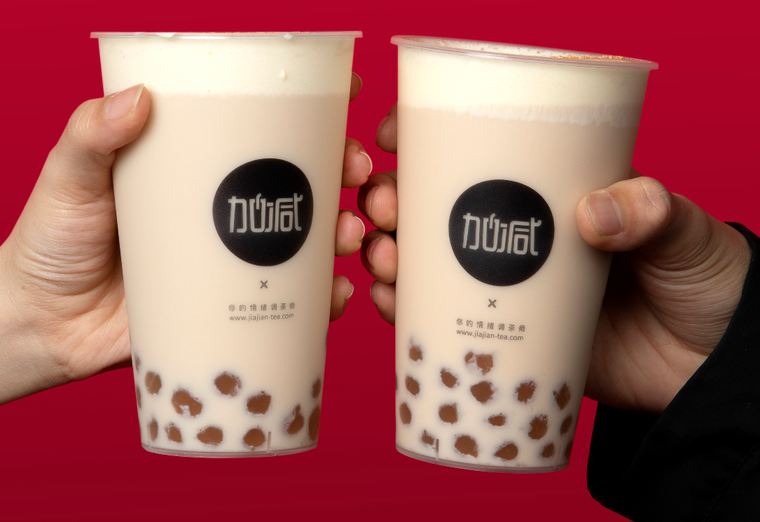 瓦力棋牌茶饮：加盟奶茶店之前你是否考虑了这几点
